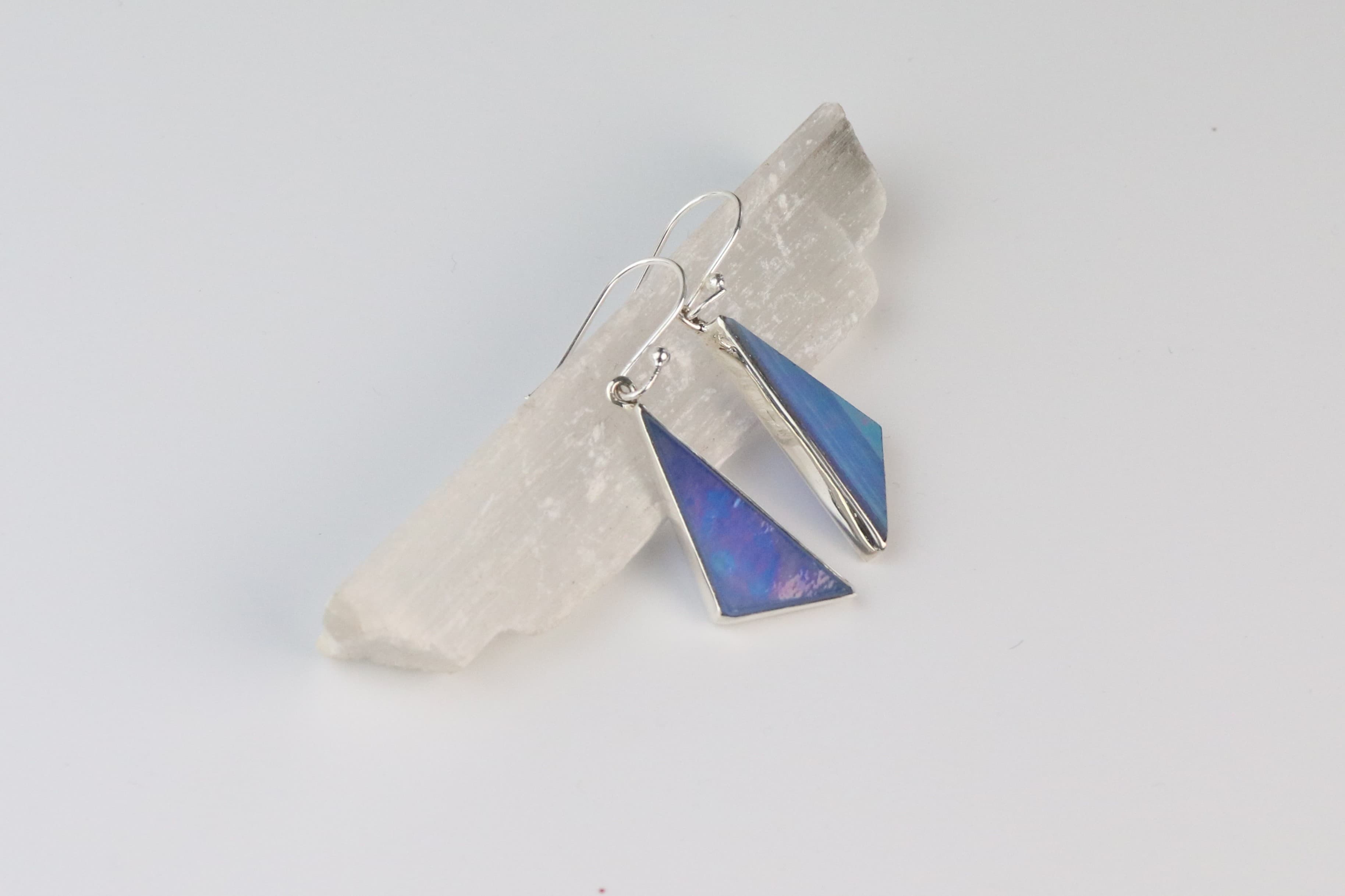 Tiffany-Glas Silberohrringe — Dreieck Blau