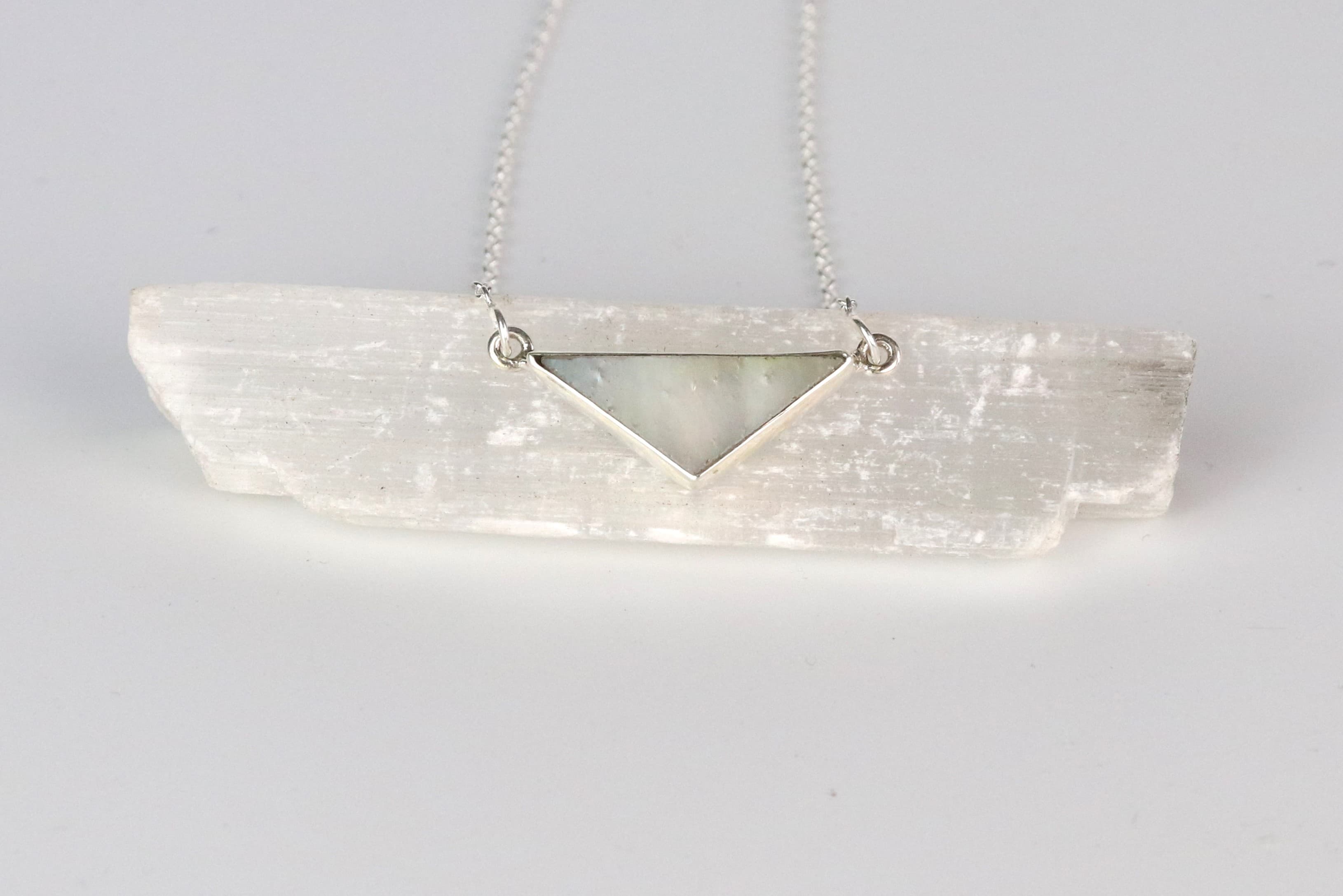 Tiffany-Glas Silberkette — Dreieck Weiß