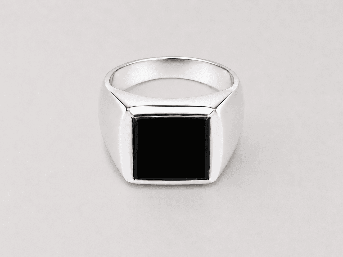 Silber-Signetring mit schwarzem Onyx